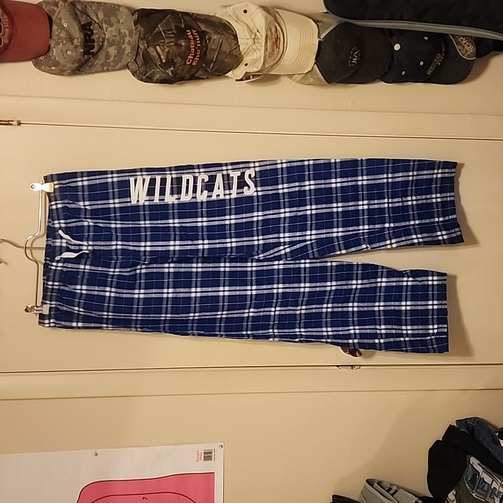 Kentucky Wildcats Plaid  Draw-string Lounge Pants Unisex fit.